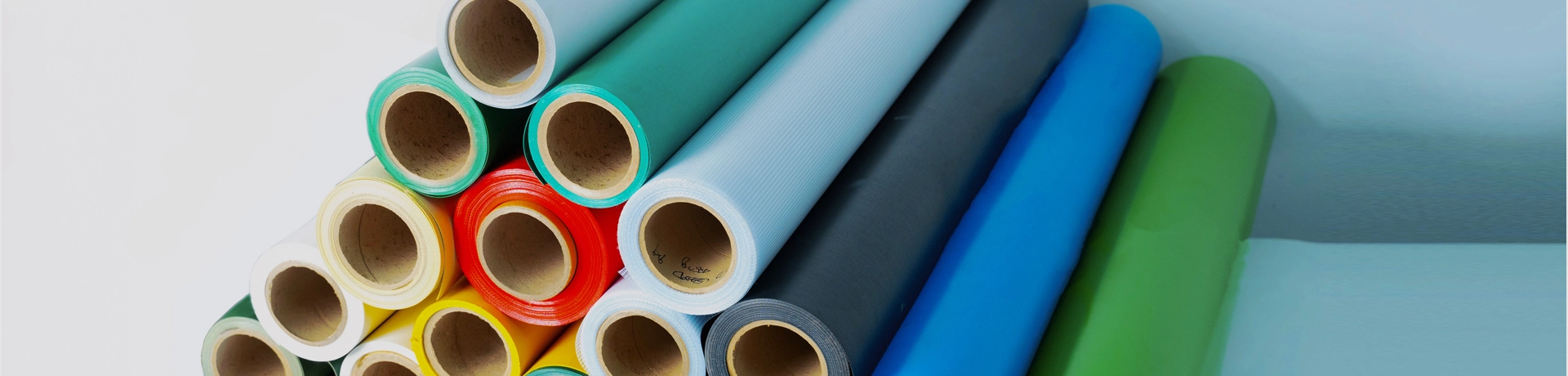 Contactez GSTARP pour plus de tissu et de matériaux de bâche