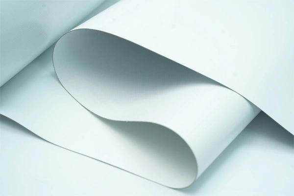 Le guide ultime de la bâche en PVC: applications et avantages