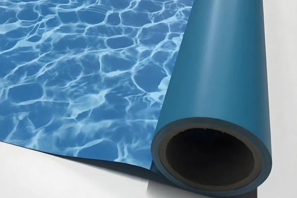 Bâche en PVC pour l'entretien de votre piscine: Trucs et astuces