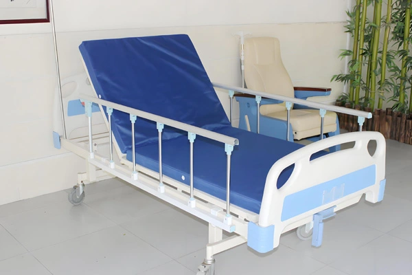 Comment les tissus de santé en PVC améliorent les environnements médicaux