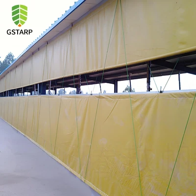 Clôture de ferme en PVC